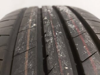 Nejazdené,špičkové letné pneu Bridgestone- 215/55 r18 - 4