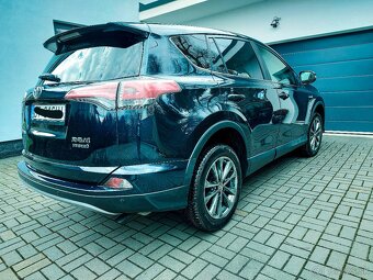 Toyota RAV4 - 4