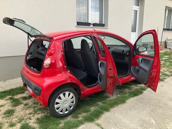 Peugeot 107 1.0i - 4