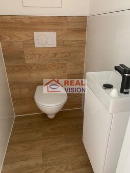 NOVOSTAVBA 2 izbový byt s balkónom, pivničnou kobkou, parkov - 4