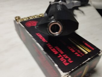 Taurus RAIGING&HUNTER 44 Magnum - 4