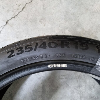 Letné pneumatiky 235/40 R19 CONTINENTAL DOT4821 - 4