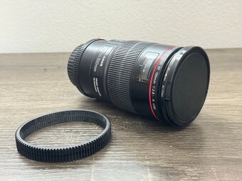 Canon EF 100mm f/2.8L Macro IS USM - 4