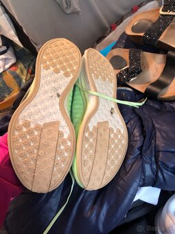 Tenisky NIKE dámske 37,5 - 4