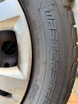 Zimné Pneu 185/60 r15 - 4
