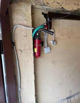 Garáž 13m2 na Bebravskej ulici BA II PREDAJ - 4