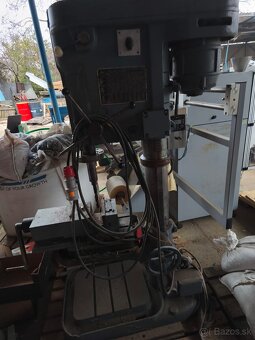 Vŕtačka TOS VS 32 - 4