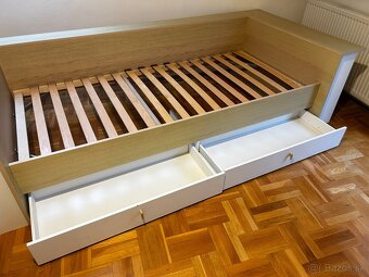 Predám posteľ s úložným priestorom + rošt - 4
