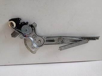 mechanizmus stahovania okna LP auris 8570202020 50€ - 4