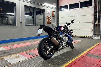 BMW M 1000 R - M Competition - 4