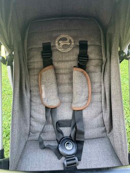 Cybex Eezy S+ - 4