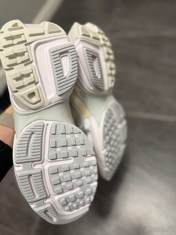 Nike V2K tenisky - 4