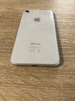 iPhone 8 / 64GB Biely / TOP stav - 4