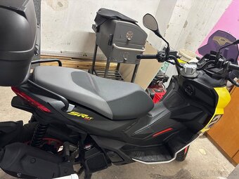 Predám skúter Aprilia - 4