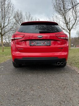 Kia Ceed Combi SW 1.6 CRDI 100Kw GT- LINE - 4