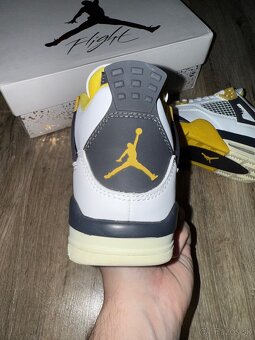 Air Jordan 4 vivid sulfur - 4