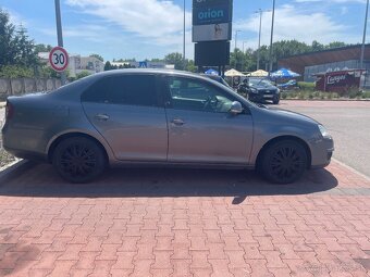 Volkswagen Jetta 1.9 BXE - 4