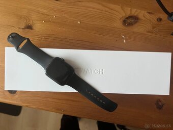 Apple Watch 5 44mm Space Gray Aluminum - 4