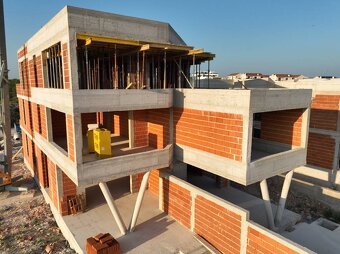 CHORVÁTSKO - Apartmány v tichej časti (S3) - VODICE, ŠIBENIK - 4