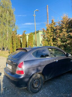 Hyundai accent 1.5 - 4