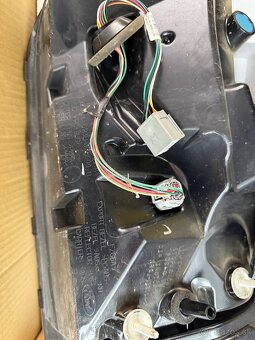 Zadne svetlá ford mustang us - 4