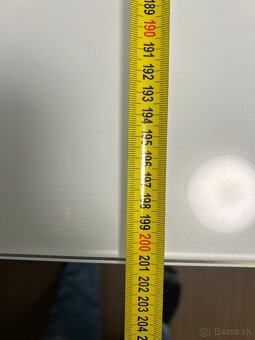 Jedálenský alebo kancelársky tôl a 8 stoličiek - 4