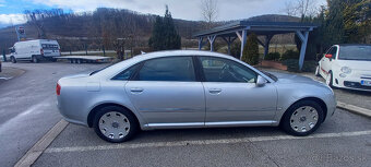 Audi A8 4.2 V8 TDI quattro tiptronic DPF - 4