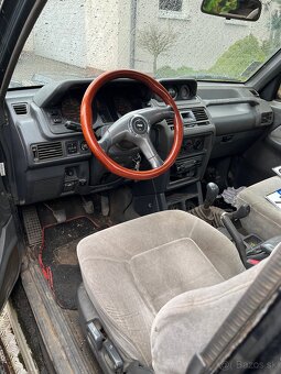 Mitsubishi pajero 2.5td 73kw 4x4 - 4