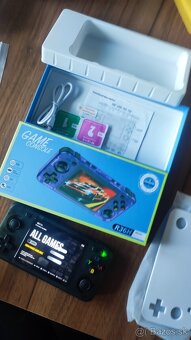 Nova herna konzola R36H so 64GB micro sd plnou hier a zabavy - 4
