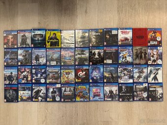 PREDAM/ VYMENIM PLAYSTATION 5 SLIM + 2 OVLADAČE + HRY - 4