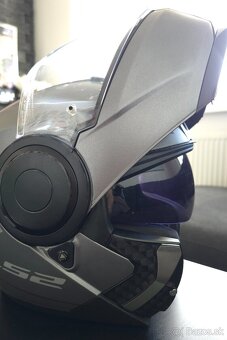 Vyklápacia prilba LS2 - 4