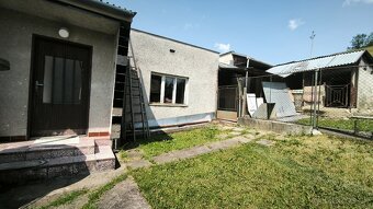 Menší rodinný dom - víkendový domček - 4
