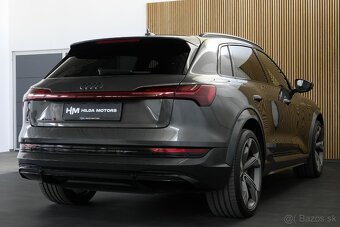 Audi e-tron Quattro S 370kW S-Line ACC Matrix Pano B&O Tažné - 4
