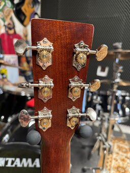 Celomasivna Sigma S 000 M 18 - 4