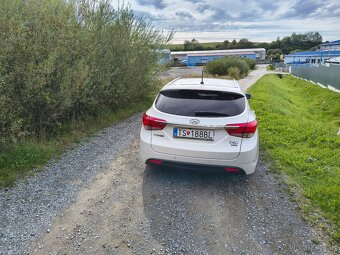 Hyundai i40 CW 1.7 CRDi Business A/T - 4