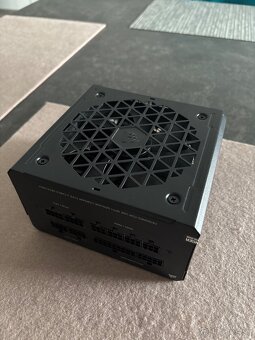 Napájací zdroj PSU pre PC - Corsair RM750e - 4