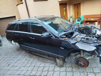 Rozpredám Mercedes w212 250cdi - 4