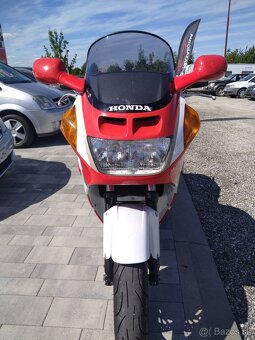 Honda  CBR 1000F - 4