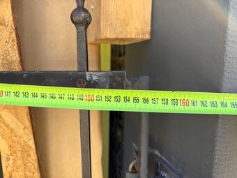 Predám OTOČNÚ BRÁNKU / STOJAN na smetné nádoby. - 4