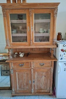 Predám staré kredence - 4