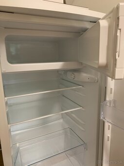 Predám chladničku Electrolux ERF1904FOW - 4