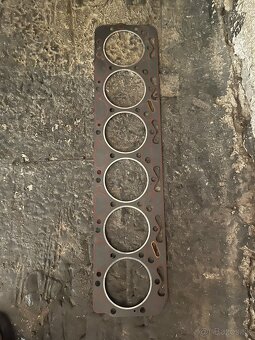 Predam Zetor nahradne diely - 4