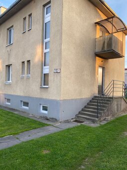 Ponúkam 2 izb. tehlový byt na zámostí v Trenčíne. - 4
