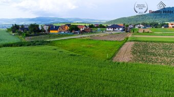 Rovinatý pozemok 910m2, Medzany, 11km od Prešova - 4