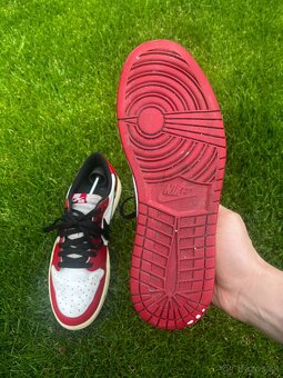 Jordan 1 Retro Low Chicago (2016) - 4