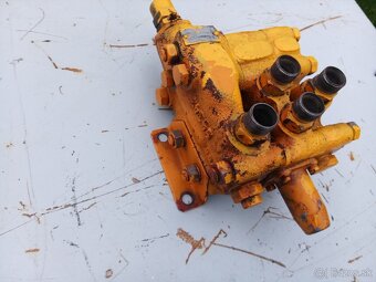 Hydraulický rozvádzač jednosekciový - 4