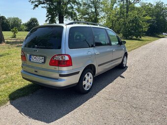 Ford Galaxy - 4