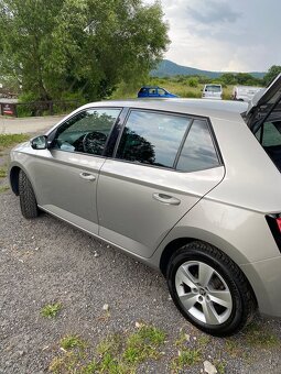 Škoda Fabia Extra 1.0 TSI 81 kW 6-stup. mech. - 4
