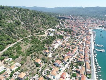 Atraktívny stavebný pozemok s nádherným výhľadom – 1 190 m², - 4