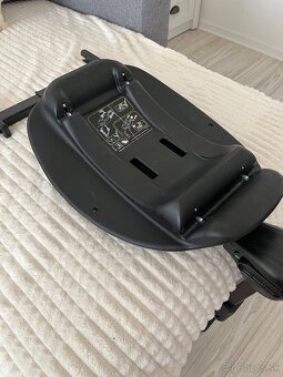 Kiddy Evoluna i-Size 2 s ISOFIX základňou – čierna - 4